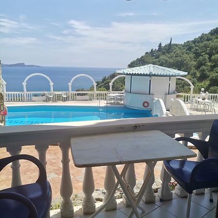 Dolphin Apartments 1 Parga Dış mekan fotoğraf